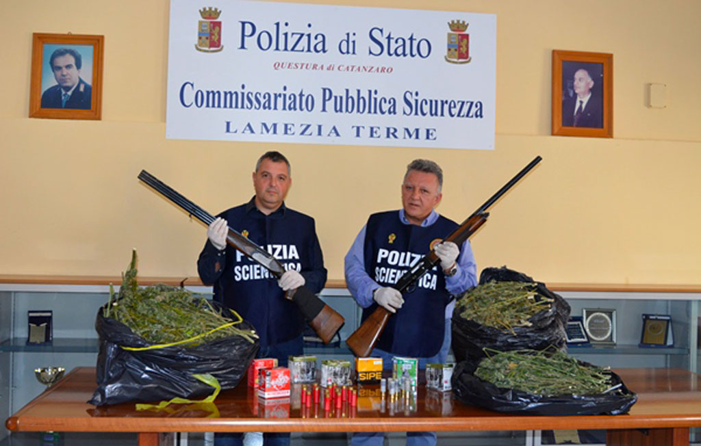 Lamezia, coltivavano marijuana nell’orto: arrestati zio e nipote