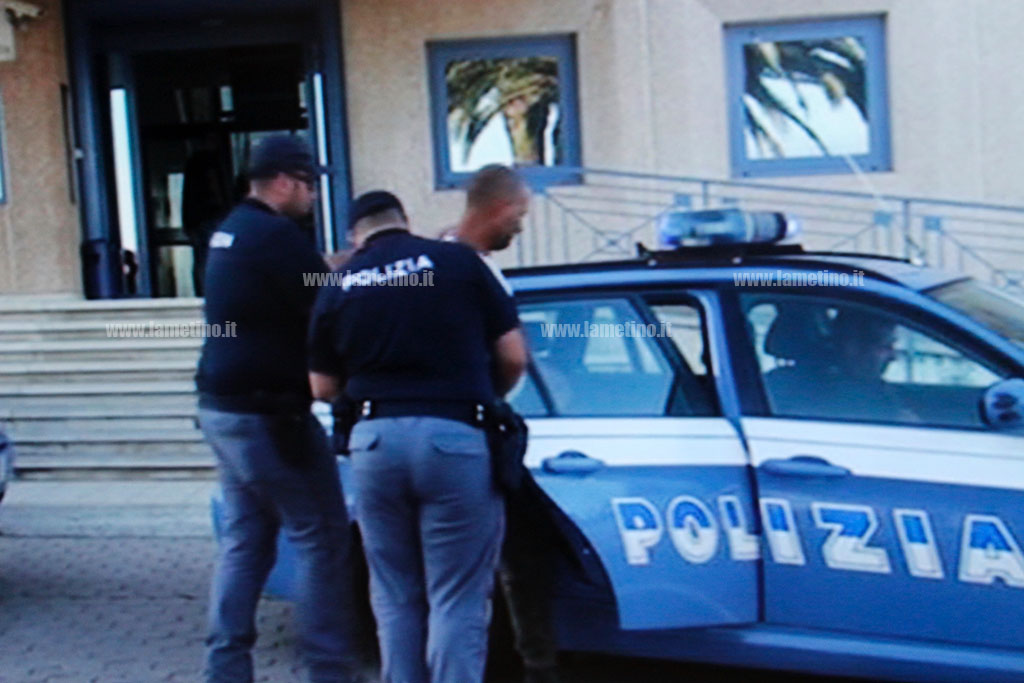 polizia-arresto3.jpg