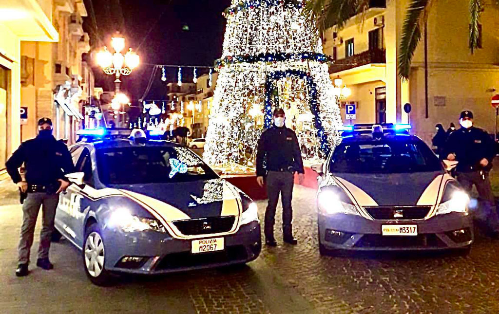 Lamezia, controlli della Polizia: sanzioni per violazione norme anti covid in due locali