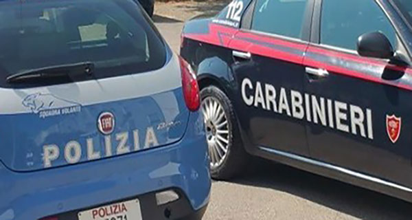 polizia-e-carabinieri-auto8a648-1_ca5d2_09831_3fb98_89b88.jpg