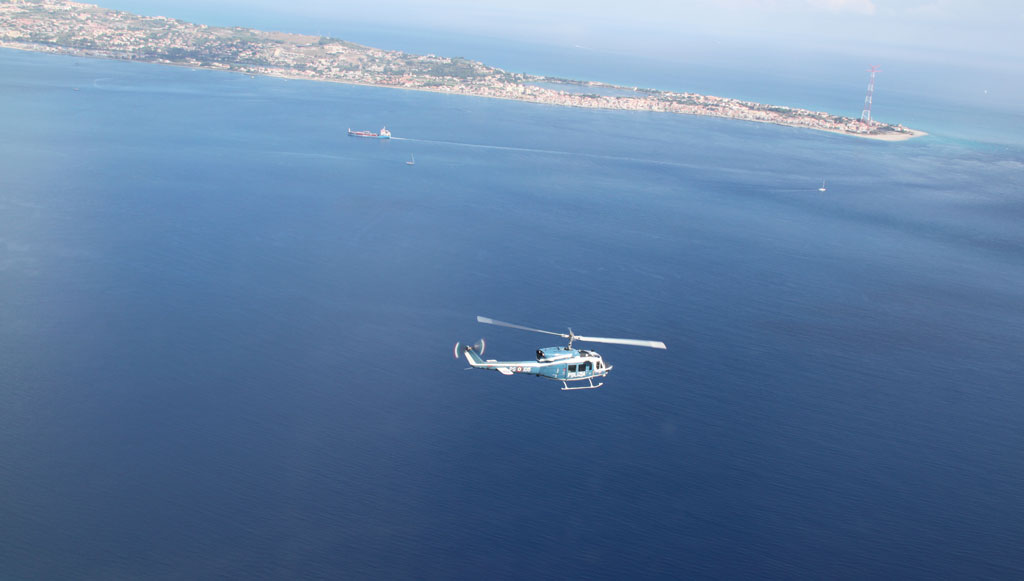 Elicottero Polizia rintraccia sub disperso a Palmi, recuperato da Capitaneria di Porto