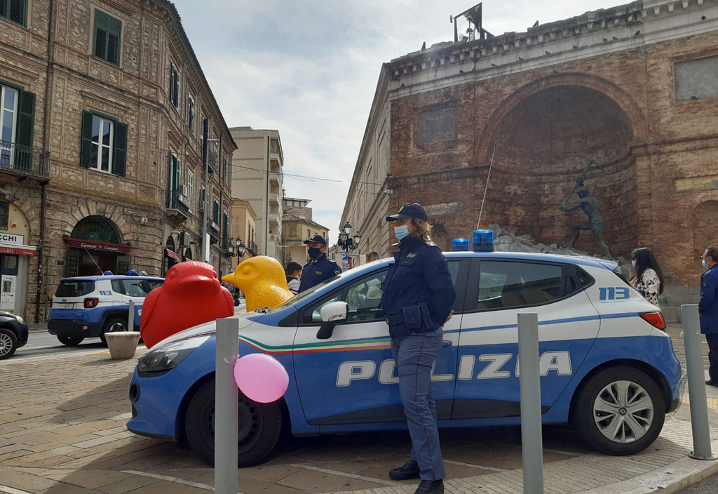 polizia-giro-catanzaro.jpg