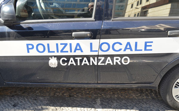 Emessi dieci verbali a Catanzaro per violazioni zona rossa