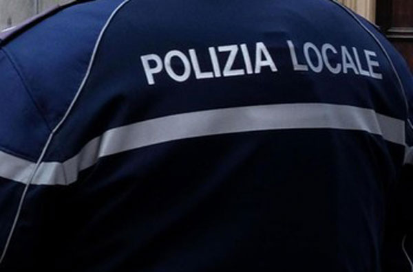 Lite tra ambulanti, un arresto per tentato omicidio nel Crotonese   