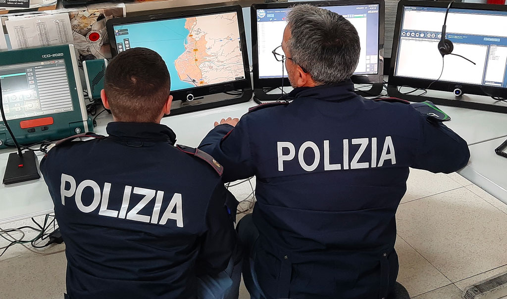 polizia-reggeo_3660d.jpg