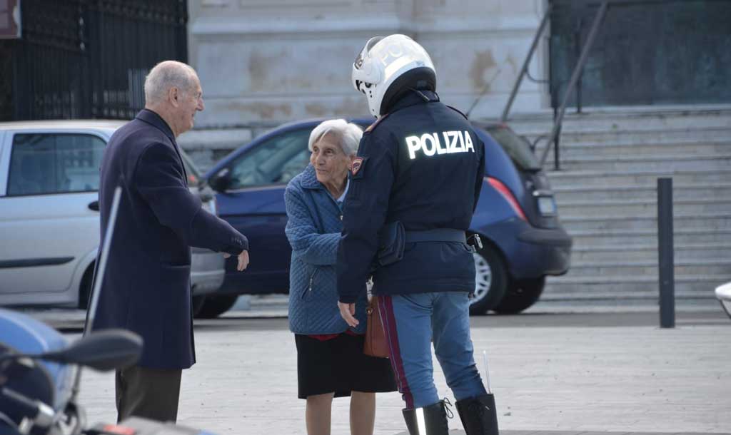Truffa dello specchietto a Reggio, 2 arresti 