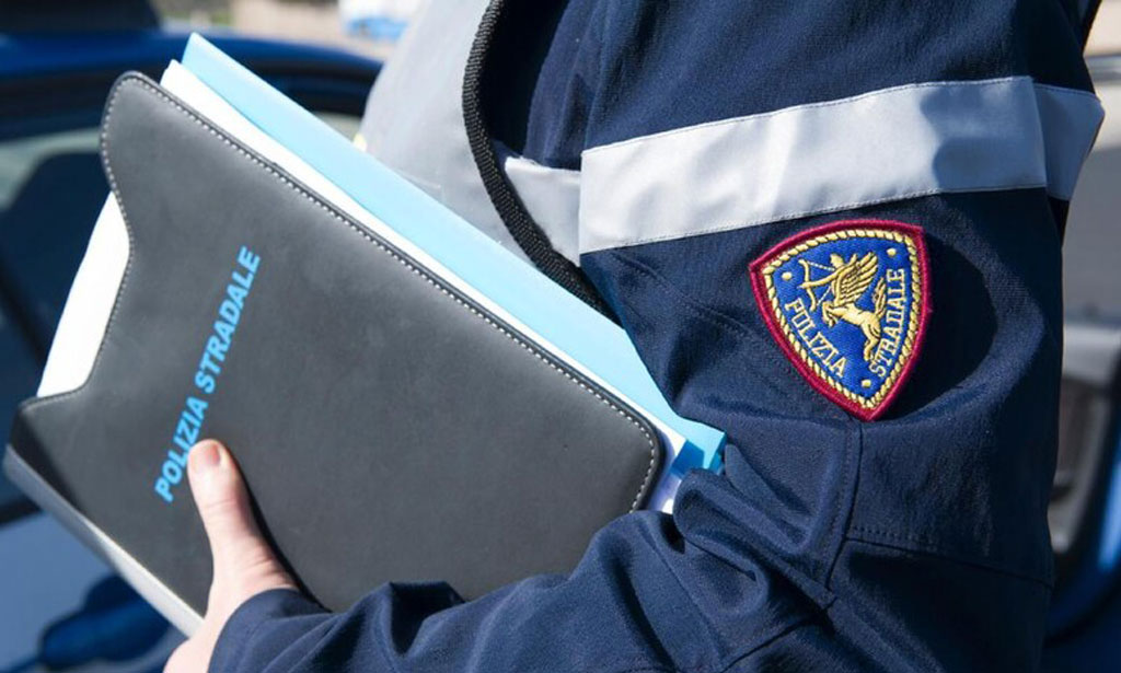 Investe e uccide pedone a Cetraro, denunciato per omicidio stradale 