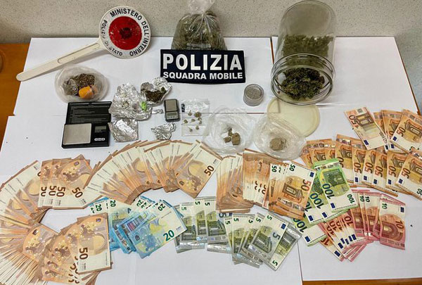 Trovato con marijuana e eroina, 47enne arrestato da agenti polizia Lamezia e Squadra mobile di Vibo 