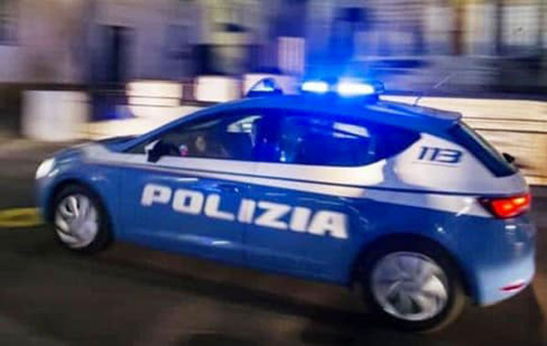 Furto di un motorino a Catanzaro, Polizia identifica presunti autori