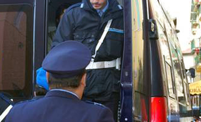 polizia_penitenziaria_arrest
