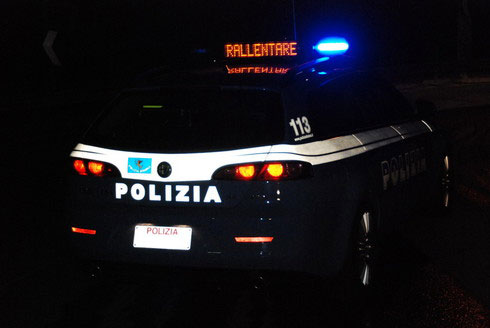 polizia_stradale_notte