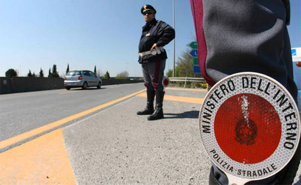 Sequestrati 450 kg di prodotti lattiero caseari nel catanzarese