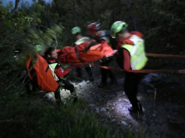 Soccorsi tre escursionisti in difficoltà sul Pollino