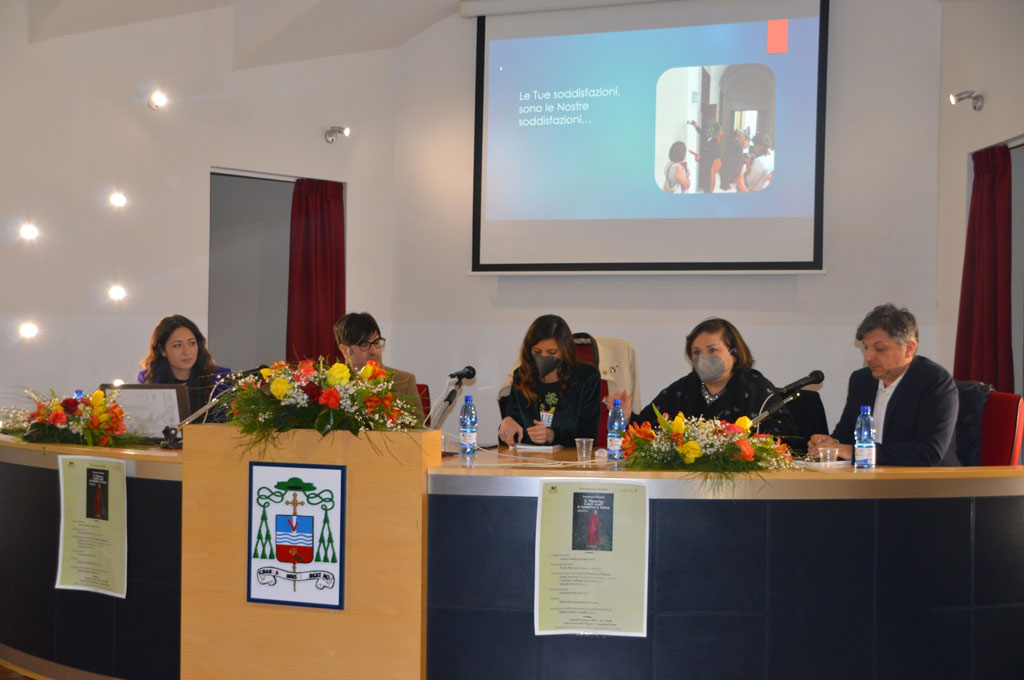 Presentato l'ultimo libro del maestro Polopoli "'U 'Mpìarnu: canti scelti in lametino e latino"