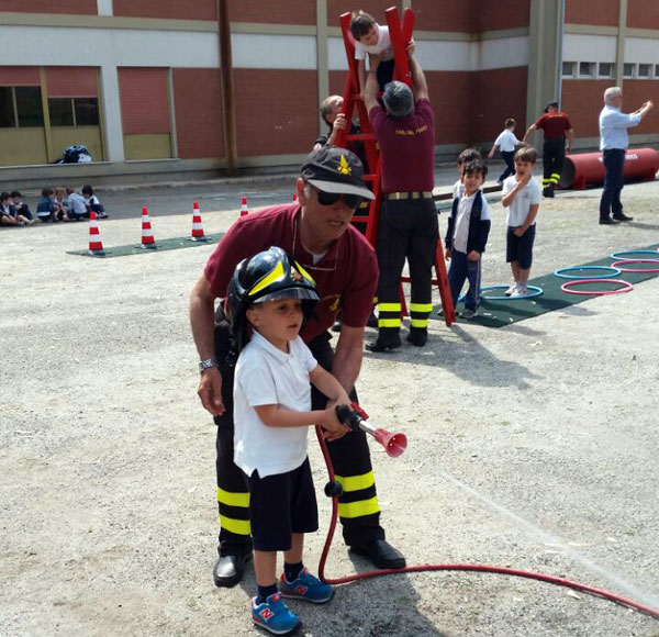 “Pompieropoli” approda all’I.C. Falcomatà Archi di Reggio Calabria