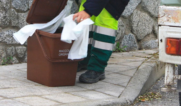 Lamezia, raccolta differenziata porta a porta ferma il 29 giugno e possibili disagi il 30 per sciopero