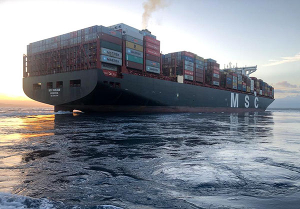 Scalo a Gioia Tauro per la portacontainer 'Miriam', fra più grandi al mondo