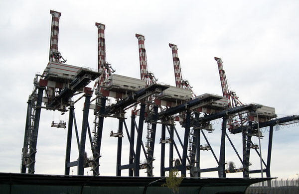Lunedì sciopero lavoratori del porto di Gioia Tauro