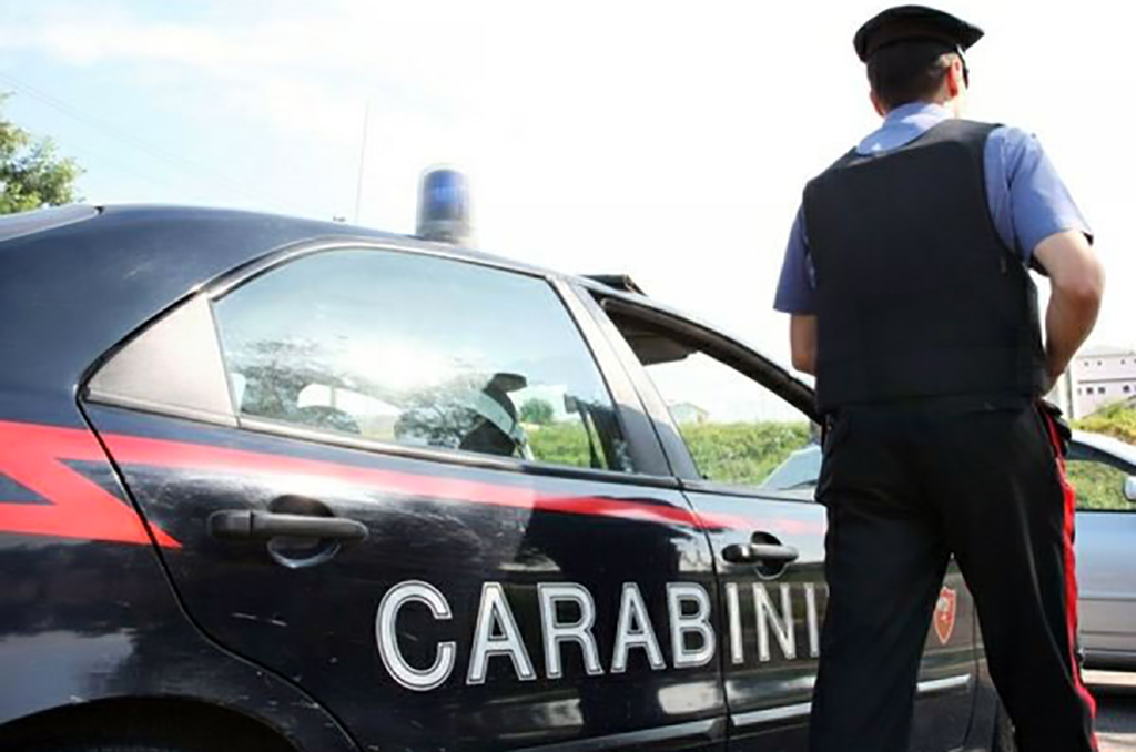 Sparano colpi di fucile e feriscono 31enne, due arresti nel reggino