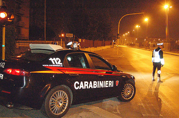 Nascondeva sotto sedile auto hasish, arrestato a Crotone