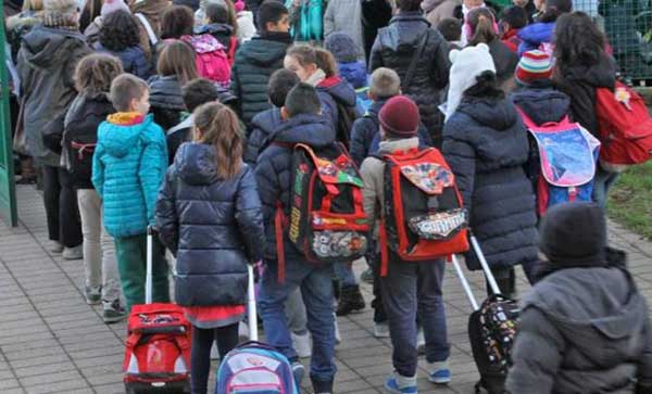 Povertà educativa e dispersione scolastica, 50 milioni dal Ministero: tra i comuni anche Lamezia