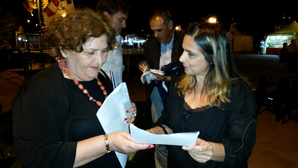 precari-calabresi-festa-unita-pd-falerna-2014.jpg