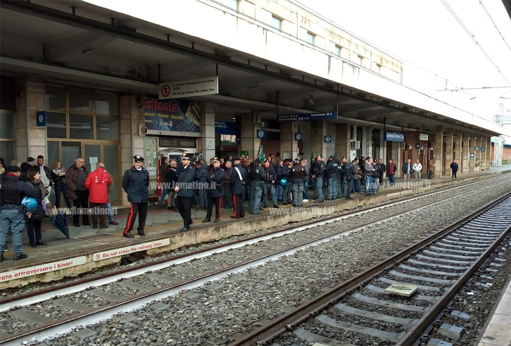 precari-lamezia-2-412-18.jpg