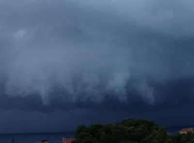 Calabria, Centro Multirischi Arpacal diffonde allerta meteo su regione