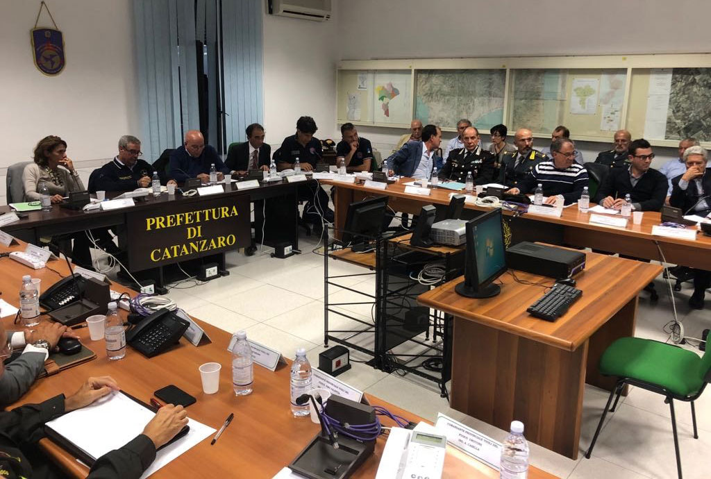 Maltempo in Calabria, Borrelli in Prefettura: "Resta allerta, non abbassare la guardia"