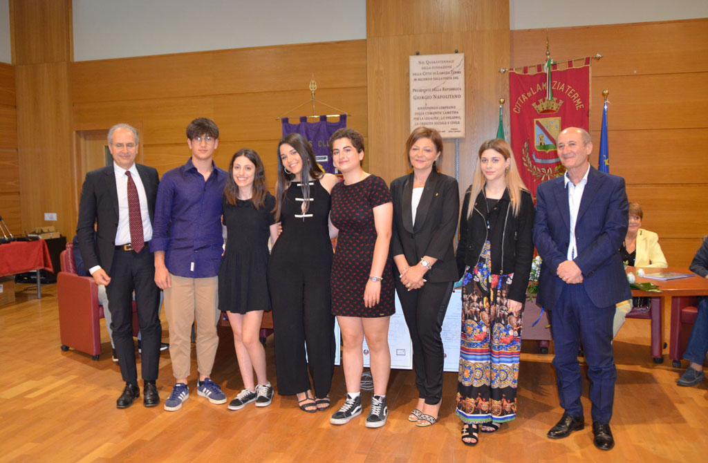 Lamezia, Aurora Martello studentessa del Campanella vince concorso “Lettere d’amore ai tempi del Coronavirus”