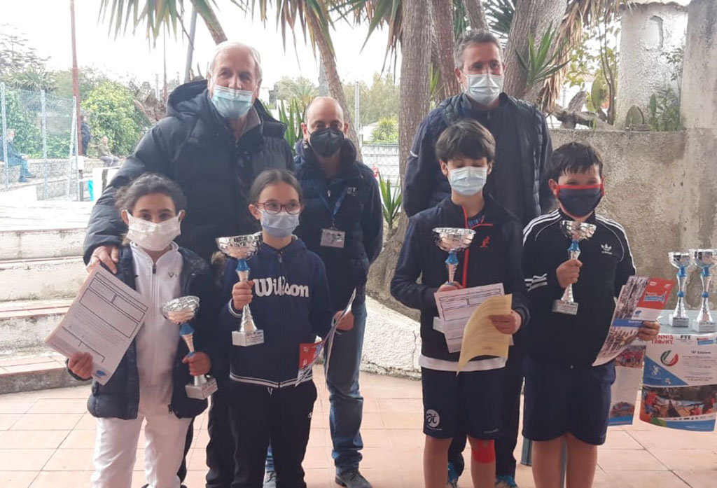 premiazione-u-9-10-12_92140.jpg