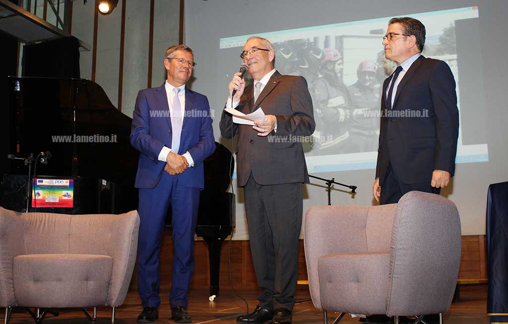 Lamezia, capo Vigili del Fuoco Fabio Dattilo riceve premio ‘Valter Greco’: "Un testimone d'eccellenza per la città"