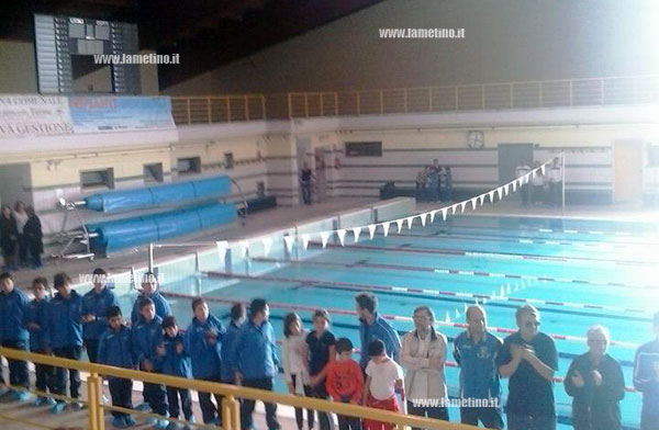 Nuoto: Presentate le nuove attività agonistiche e promozionali dell'Asd Lamezia Shark