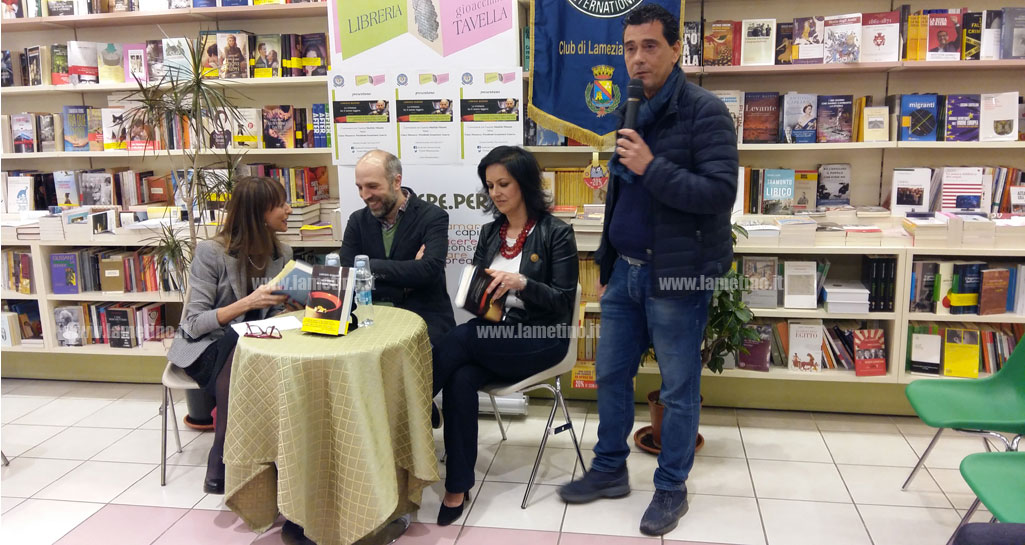 presentazione-libro-marone.jpg