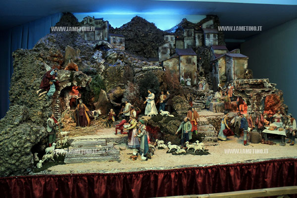 Lamezia: Si rinnova tradizione presepe in casa di riposo Tamburelli ma con dono speciale