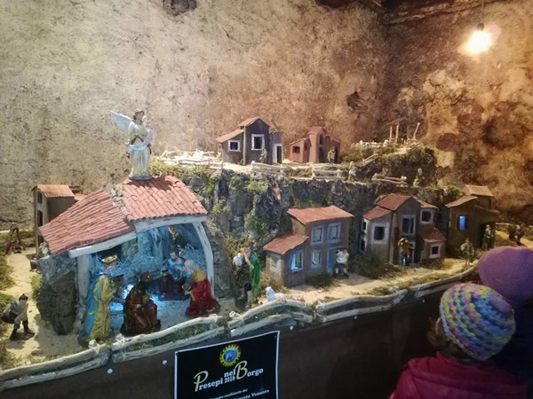 presepi-nel-borgo10.jpg