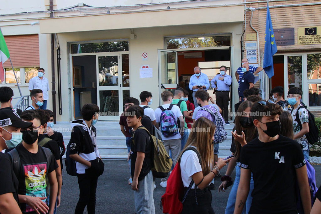primo-giorno-di-scuola-lamezia-2021ea_81257.jpg