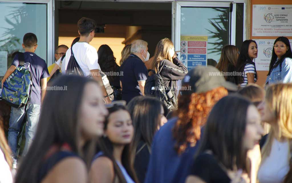 primo-giorno-scuola-lamezia-sett-22-f0b_92f89.jpg