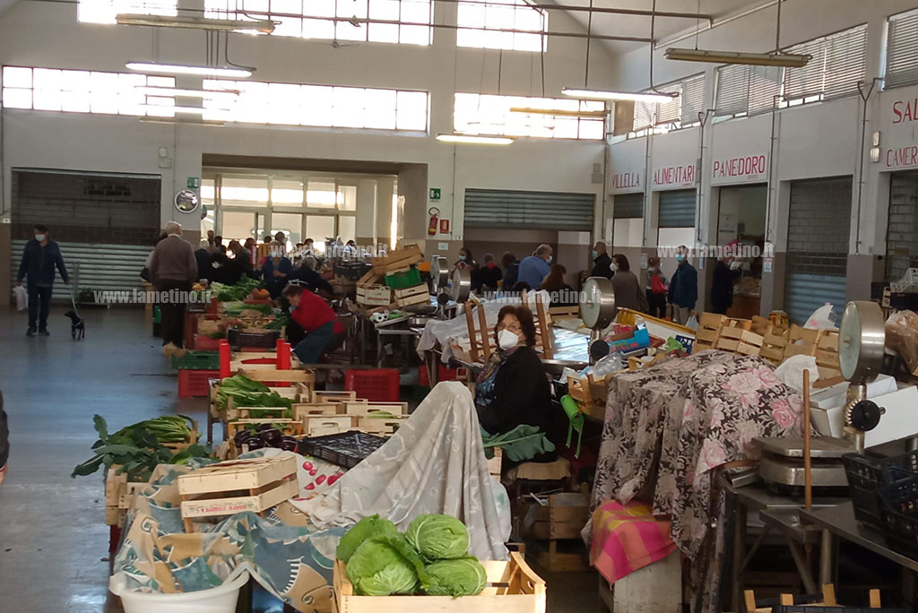 primo-week-end-da-zona-rossa-mercato-del-sabato.jpg
