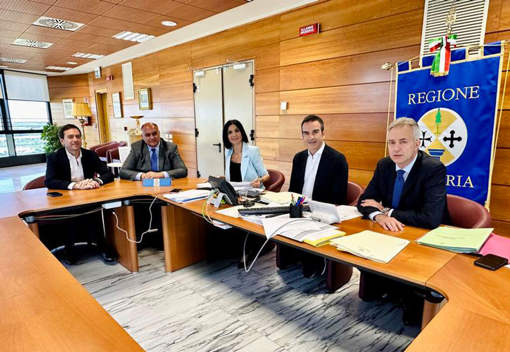 Regione, ok Giunta a ddl per proroga graduatorie Oss e infermieri. Deliberato completamento progetto su analisi delle acque