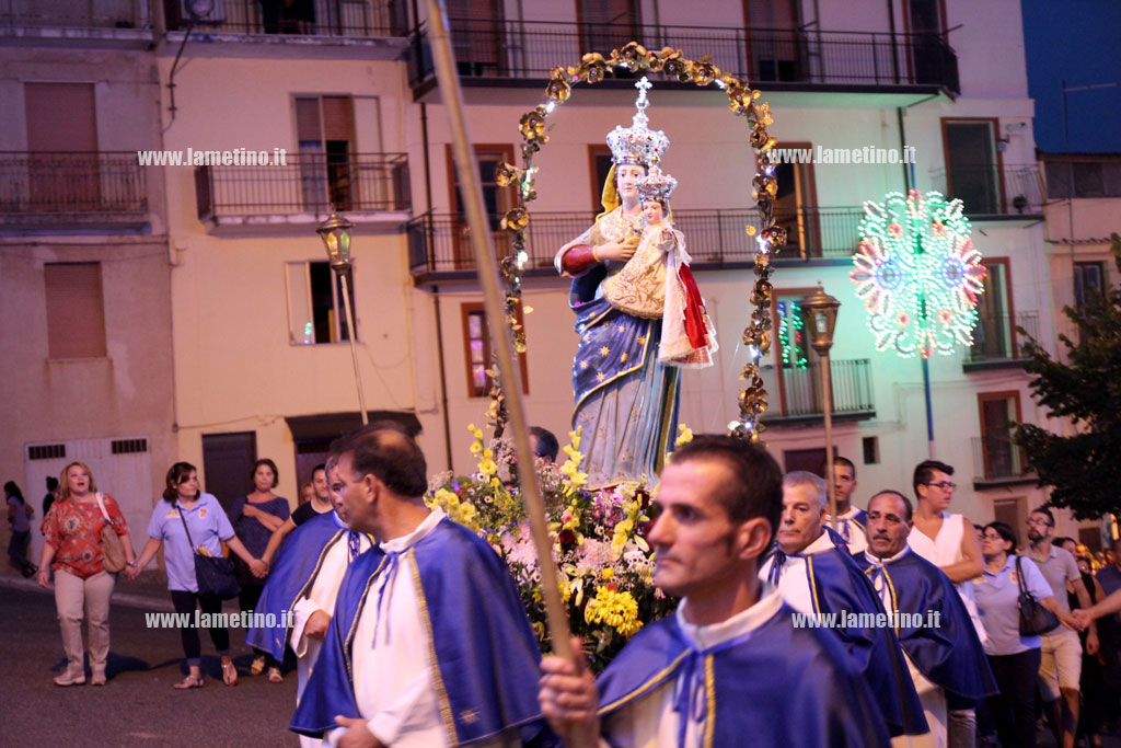 Lamezia: celebrata processione della Madonna nel quartiere Bella