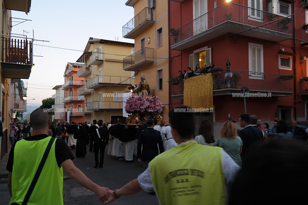 processione2-06022016-214248.jpg