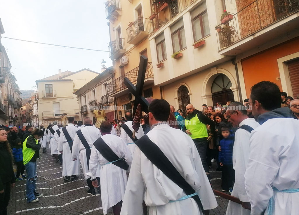 processione5a7ae8_c2e0c.jpg