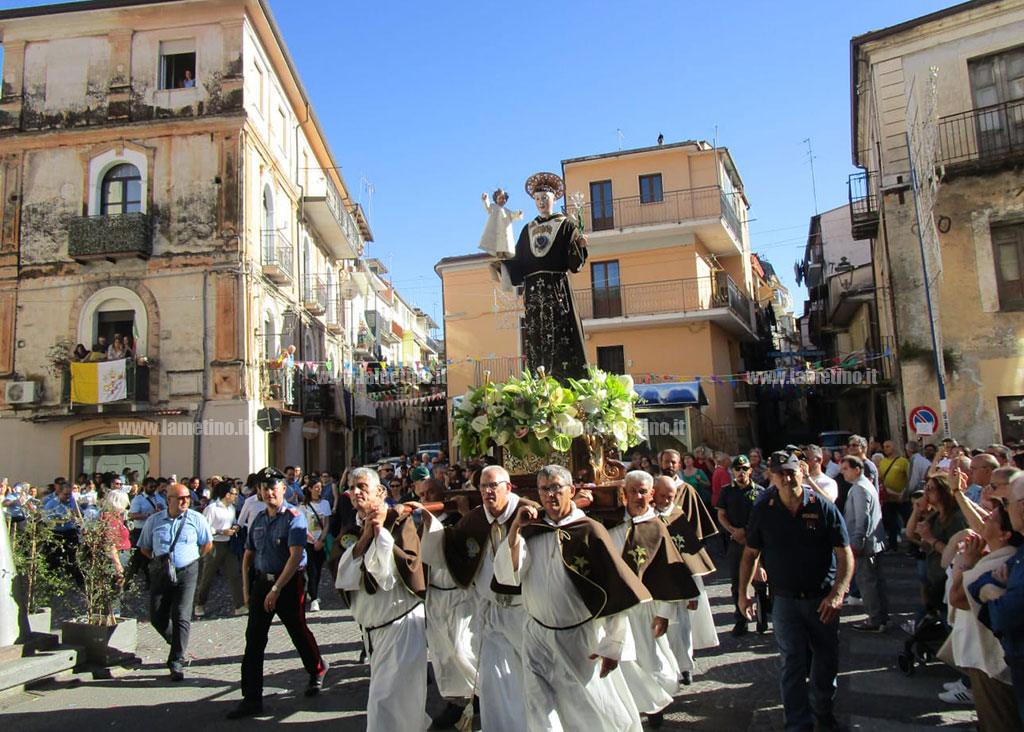 processione7.56.03_d5f54.jpg