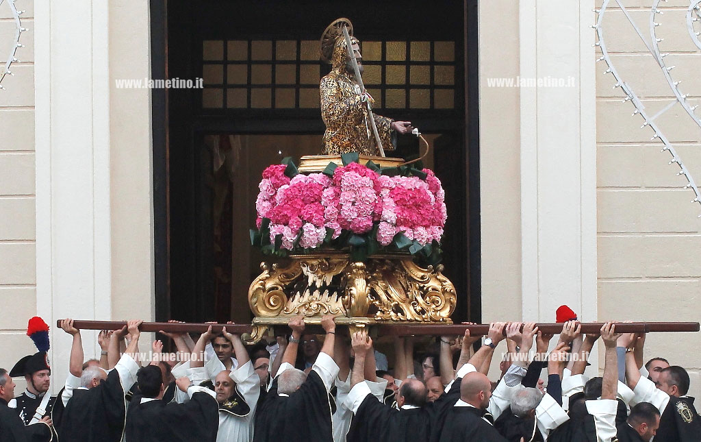 processione_sanfrancesco2.jpg