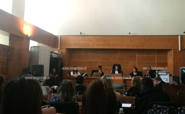 Lamezia, processo "Crisalide" per undici imputati: si torna in aula a settembre