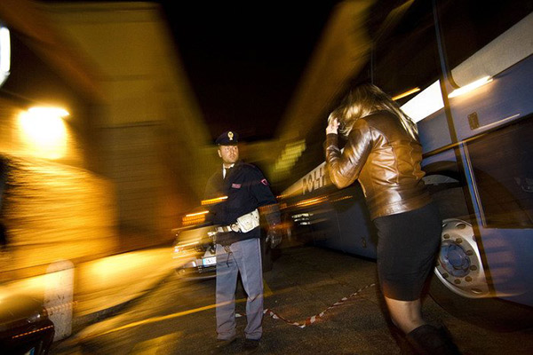 Scoperta casa d'appuntamento a Cosenza, un denunciato 