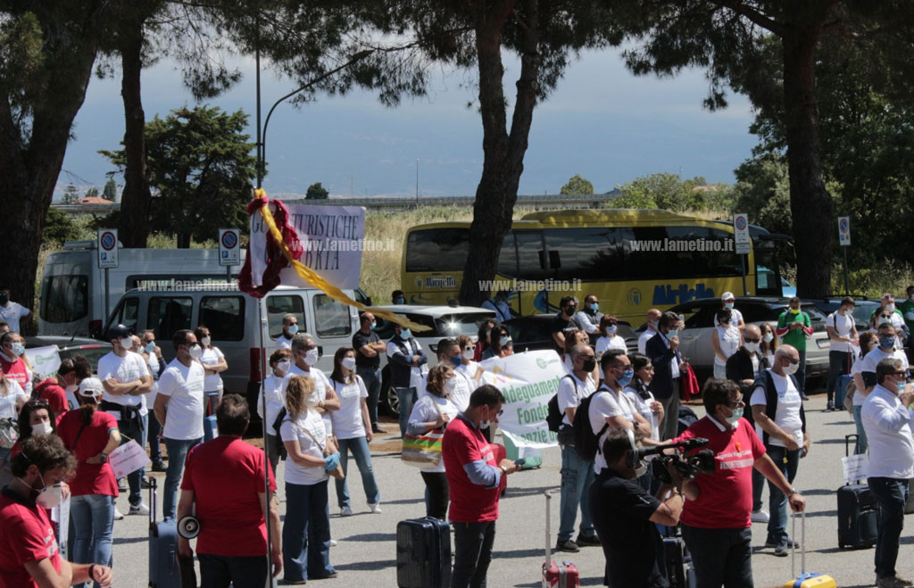protesta-2020-lamezia-viaggi-77.jpg
