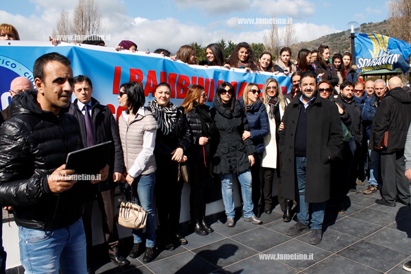 protesta-congiunta-lamezia-pediatria-ospedale.-6.jpg