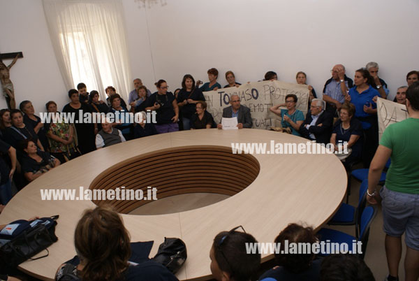 Lamezia: Trasferito Don Fabio Coppola, protesta dei fedeli di Falerna Superiore